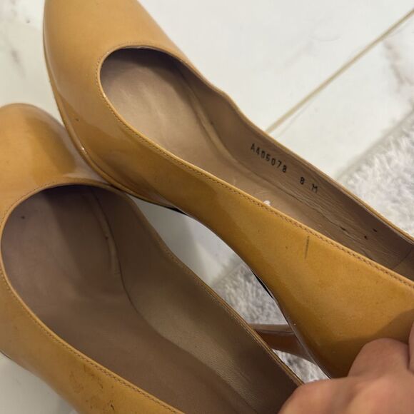 Stuart Weitzman Classic Tan Heels Size 8 Leather Patent Heels - Great Condition - Picture 6 of 6